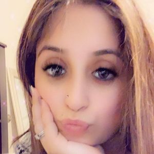 Meet your Posher, Liz